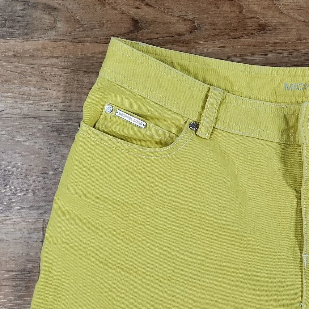 🔸️Michael Kors Yellow Studded Pocket Denim Jeans Size 8